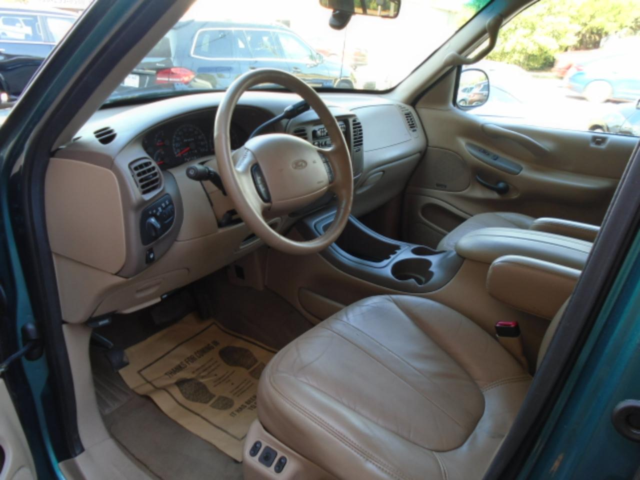 Ford Expedition 119" Eddie Bauer 1997