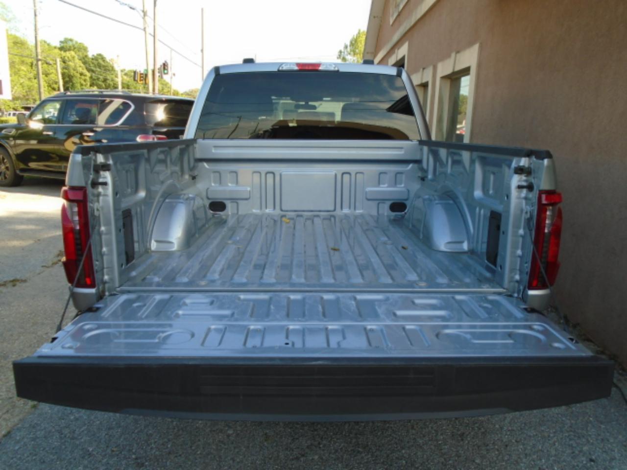 Ford F-150 XLT 2WD SuperCrew 5.5' Box 2025