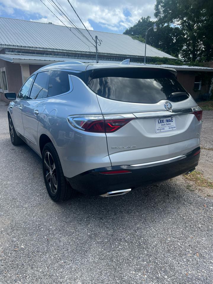 Buick Enclave FWD 4dr Essence 2022