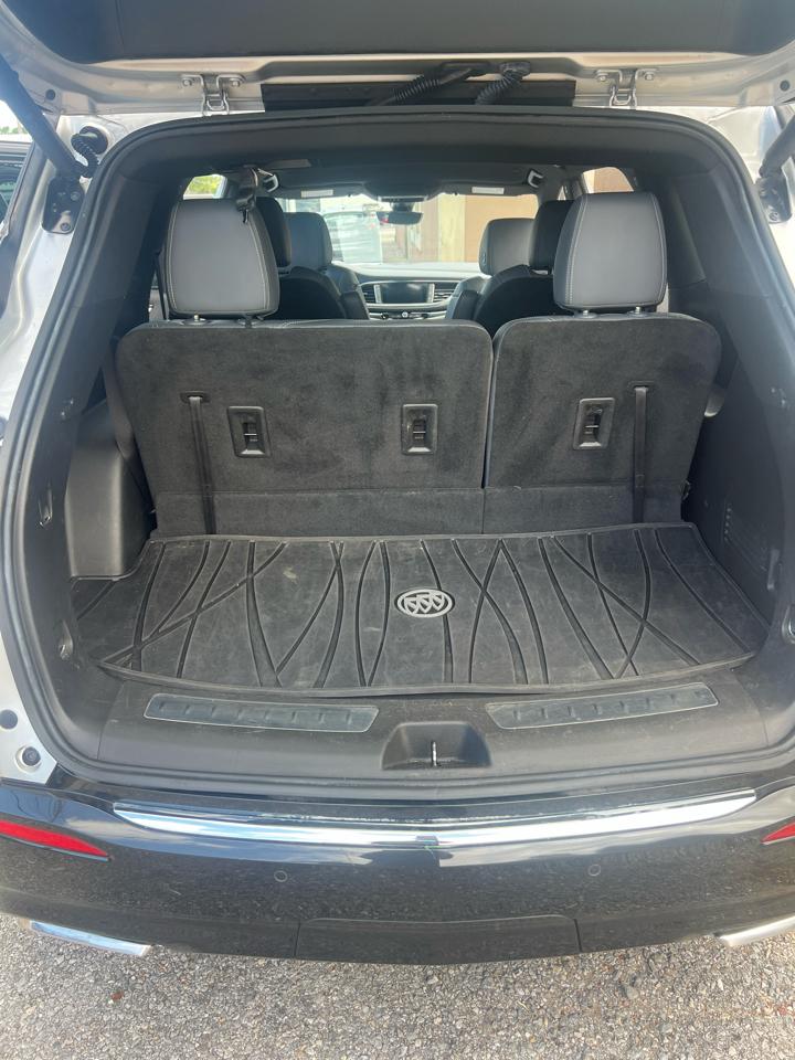 Buick Enclave FWD 4dr Essence 2022