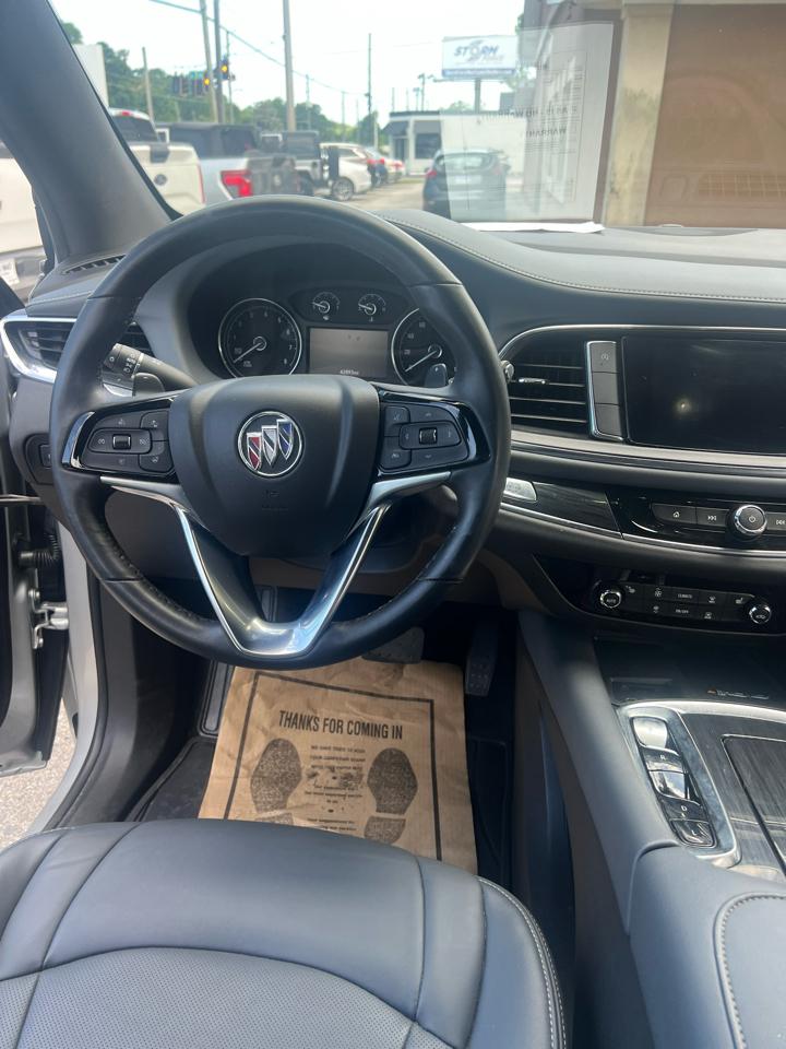 Buick Enclave FWD 4dr Essence 2022