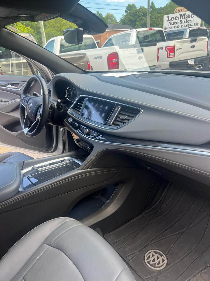 Buick Enclave FWD 4dr Essence 2022