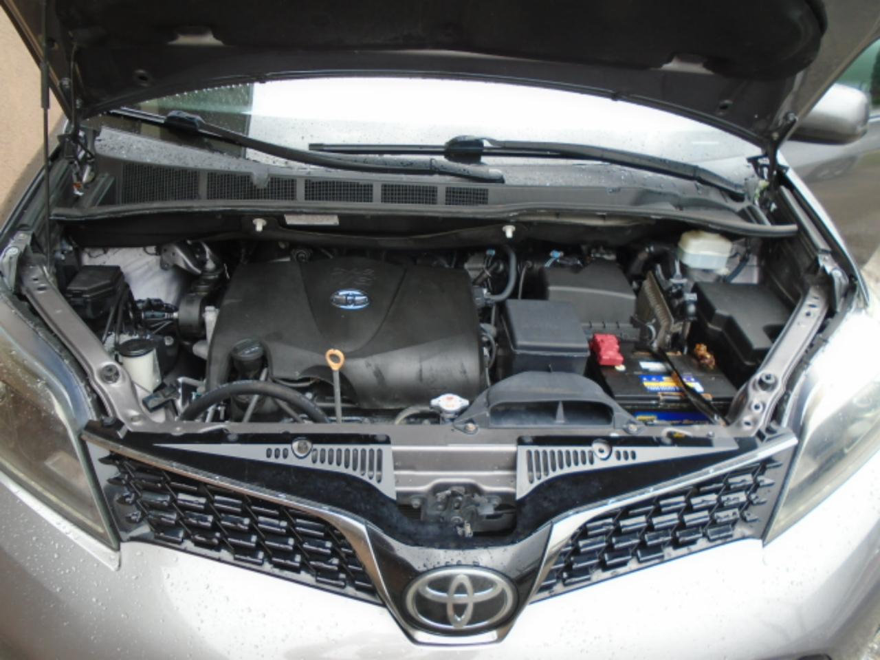 Toyota Sienna SE FWD 8-Passenger (Natl) 2019