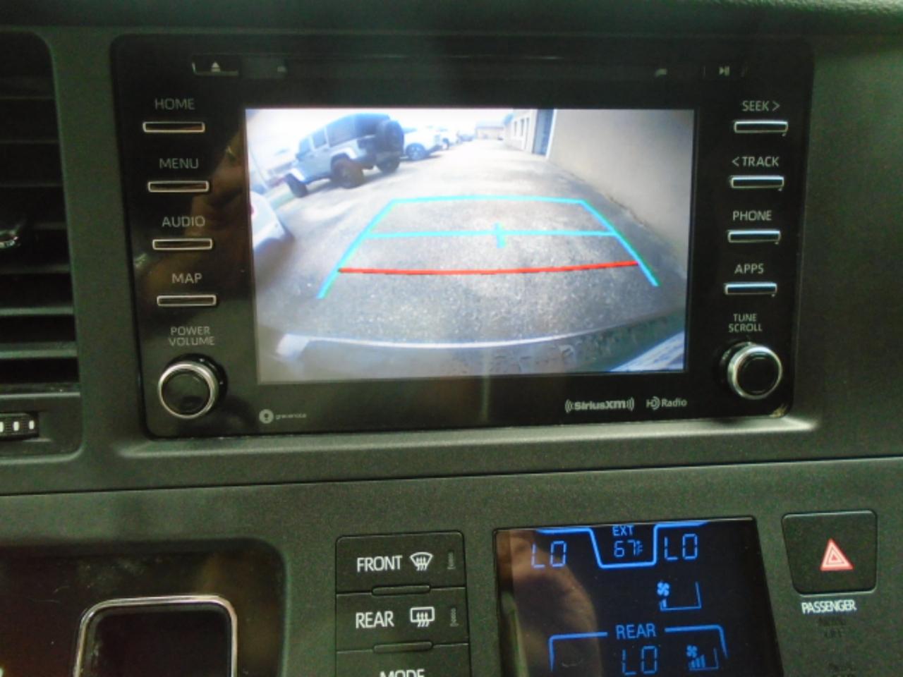 Toyota Sienna SE FWD 8-Passenger (Natl) 2019