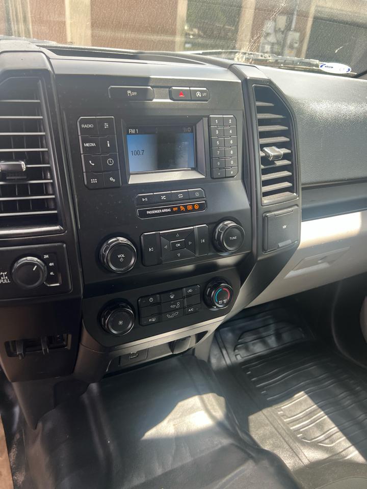 Ford F-150 XL SuperCrew 5.5-ft. Bed 4WD 2020