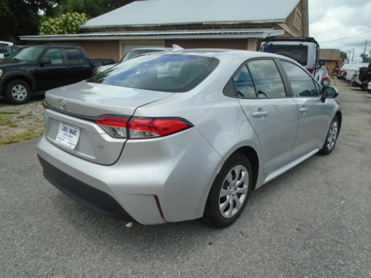 Toyota Corolla LE CVT (Natl) 2024