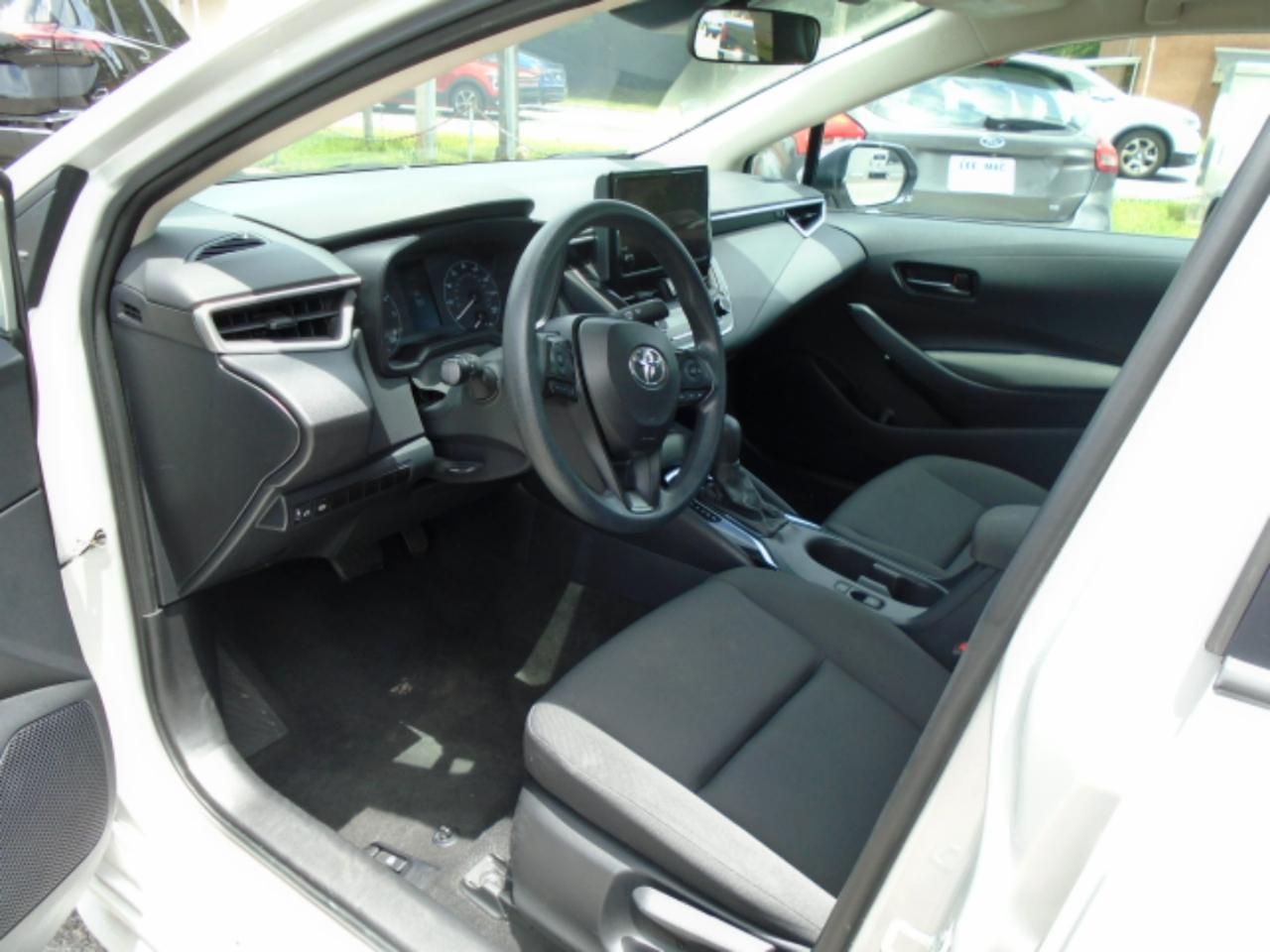Toyota Corolla LE CVT (Natl) 2024