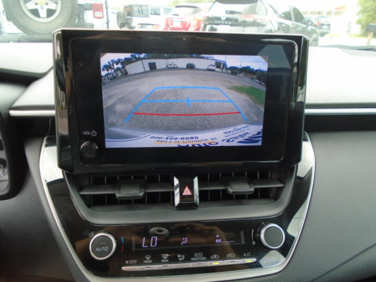 Toyota Corolla LE CVT (Natl) 2024