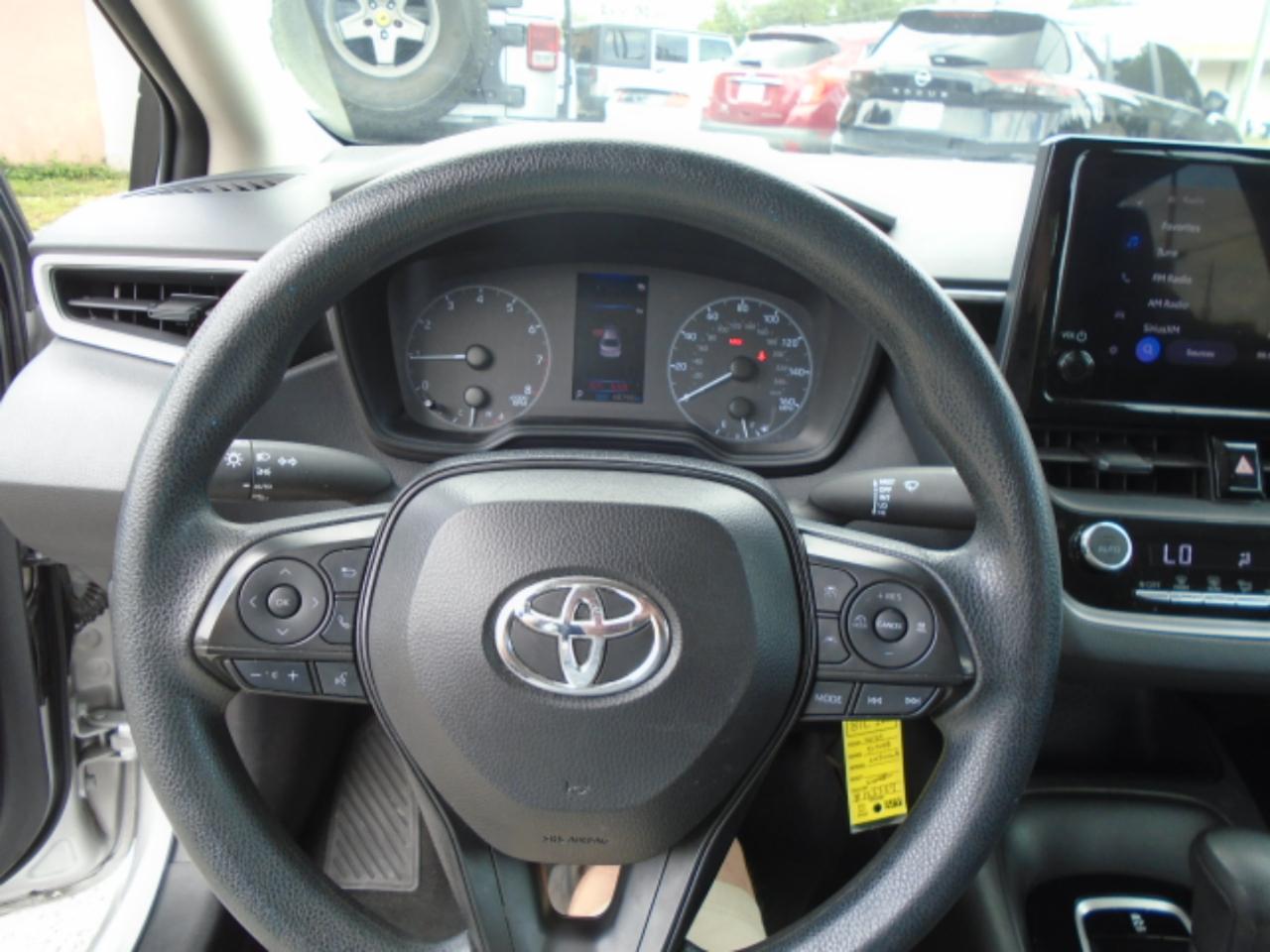 Toyota Corolla LE CVT (Natl) 2024