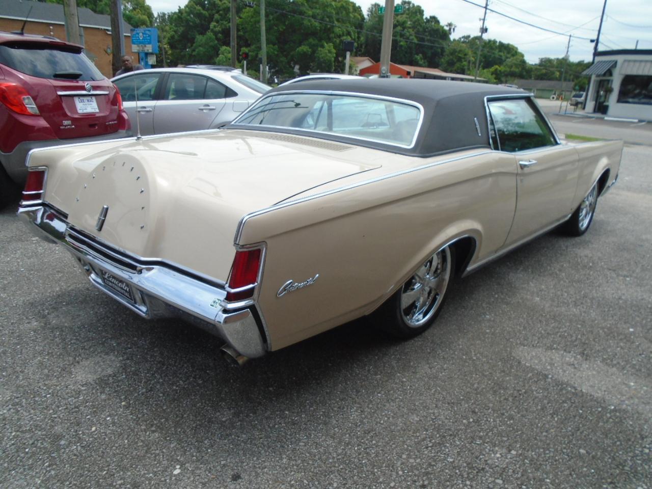 Lincoln Continental Mark III  1969