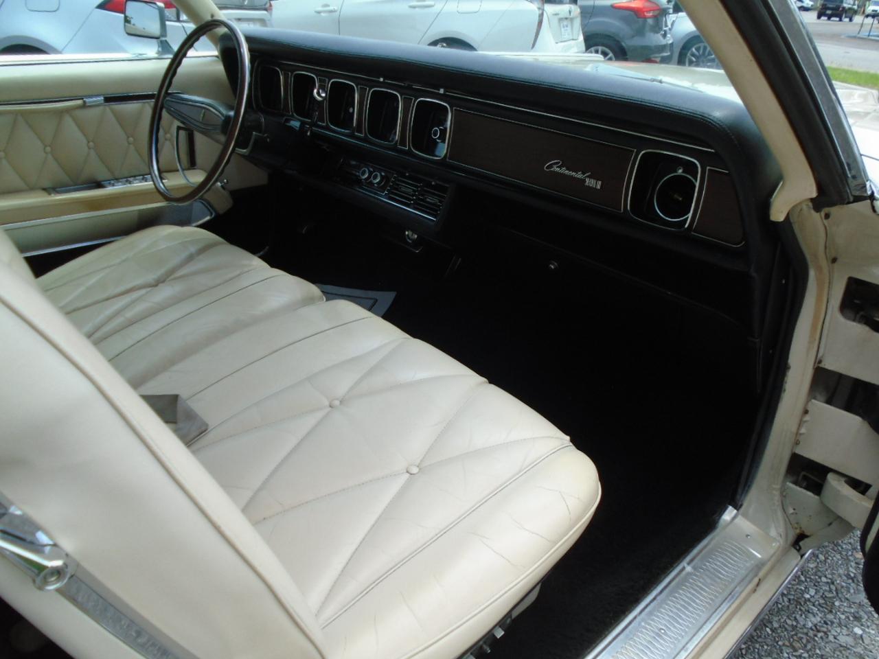 Lincoln Continental Mark III  1969