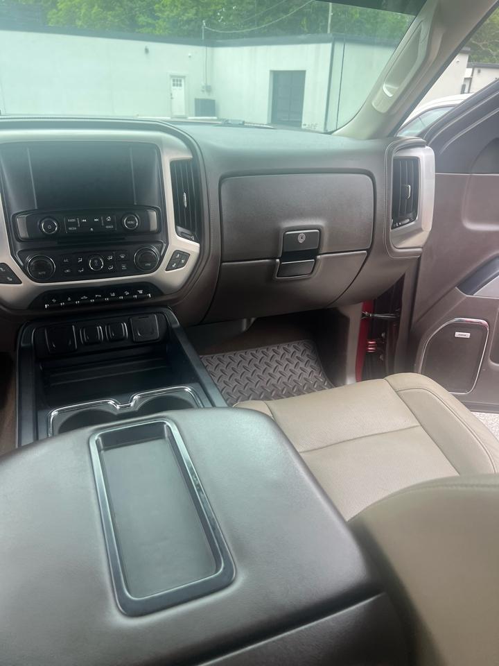 Chevrolet Silverado 3500HD Built After Aug 14 4WD Crew Cab 153.7" LTZ 2015