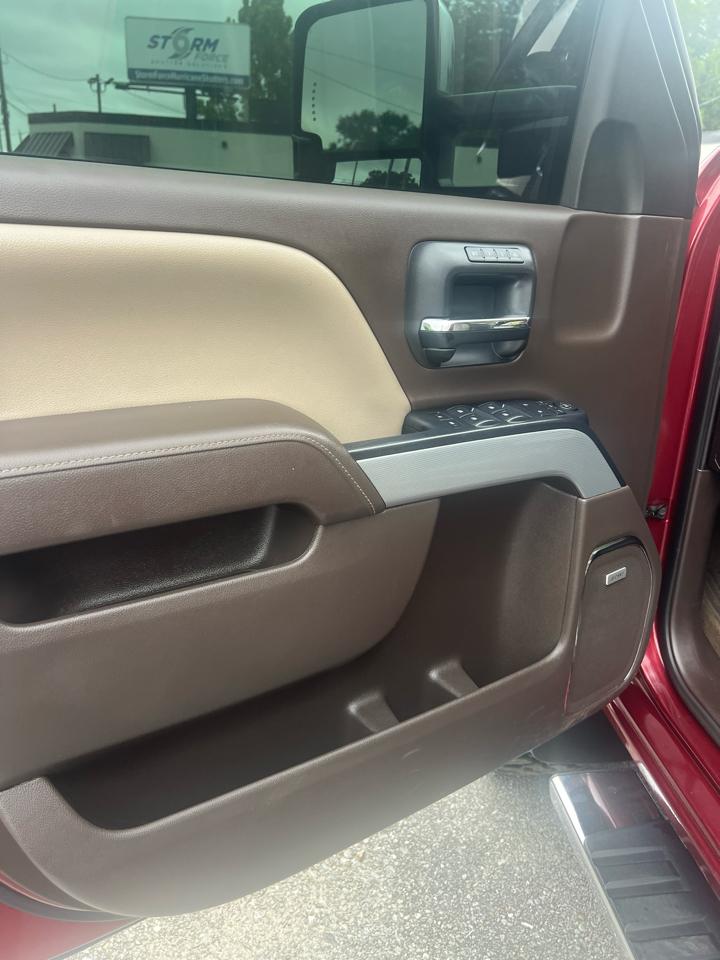 Chevrolet Silverado 3500HD Built After Aug 14 4WD Crew Cab 153.7" LTZ 2015