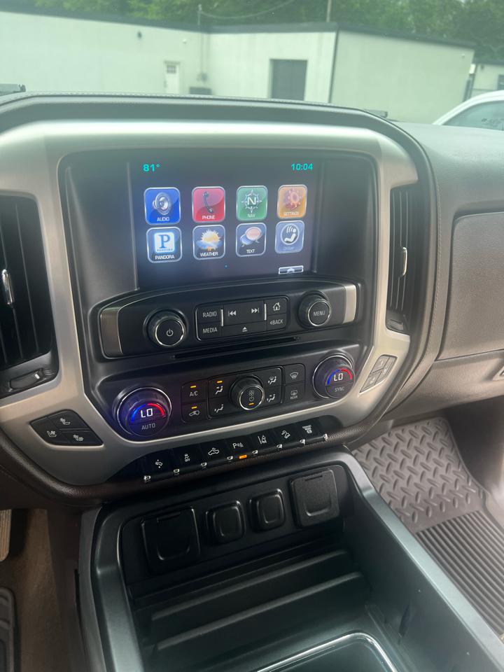 Chevrolet Silverado 3500HD Built After Aug 14 4WD Crew Cab 153.7" LTZ 2015