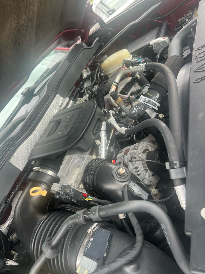 Chevrolet Silverado 3500HD Built After Aug 14 4WD Crew Cab 153.7" LTZ 2015