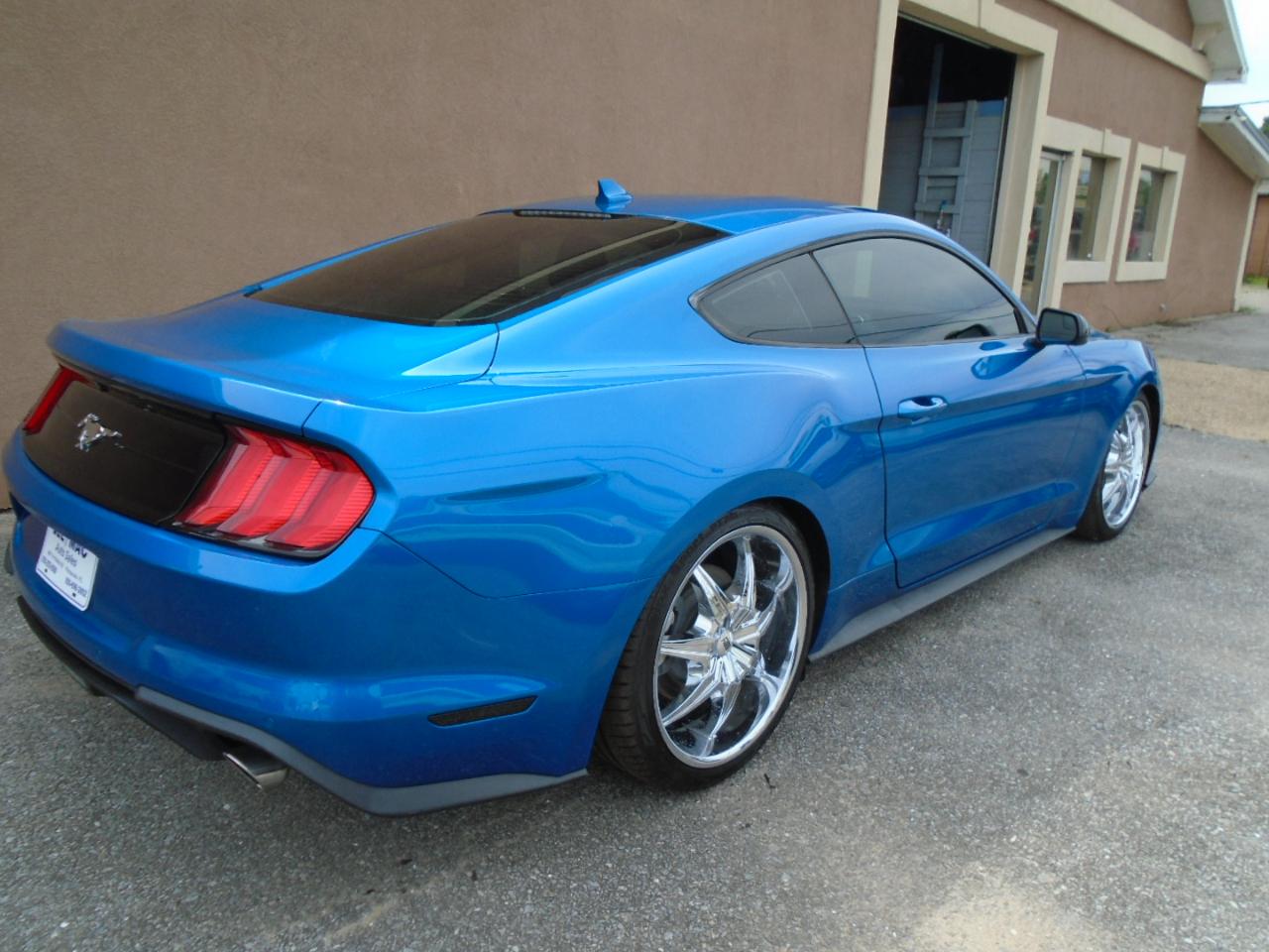 Ford Mustang EcoBoost Fastback 2020