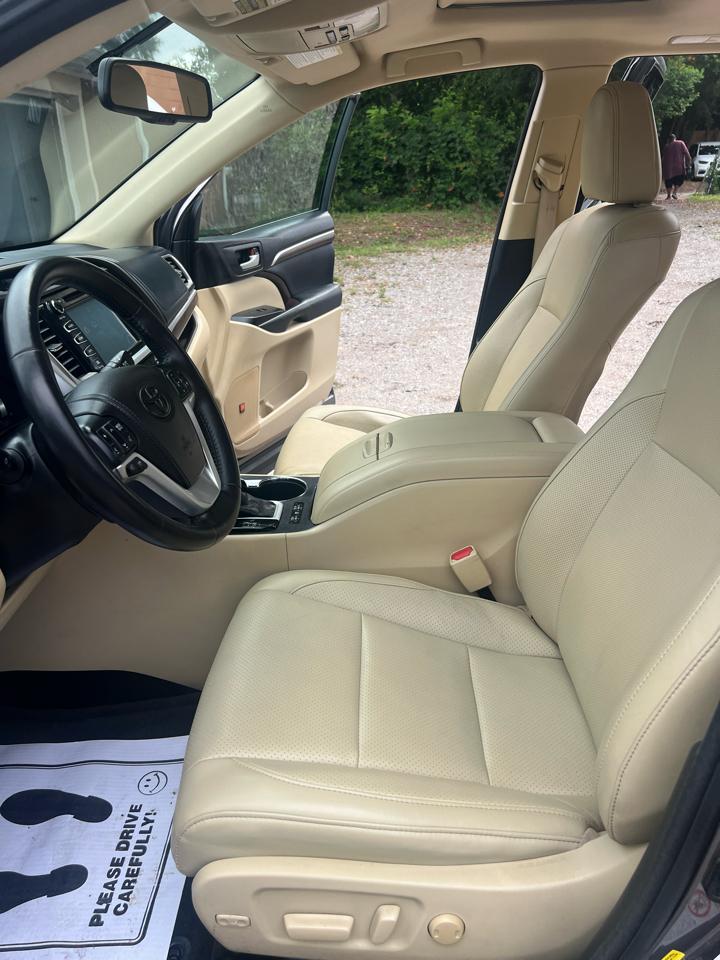 Toyota Highlander FWD 4dr V6 Limited (Natl) 2015