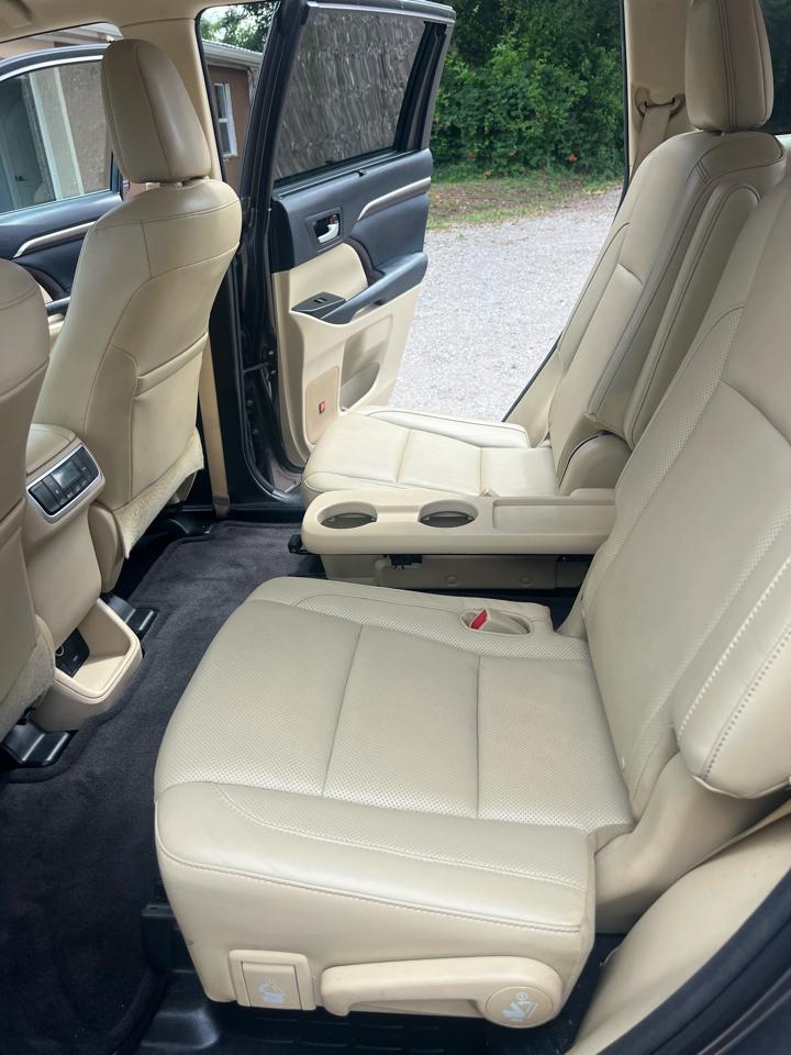 Toyota Highlander FWD 4dr V6 Limited (Natl) 2015