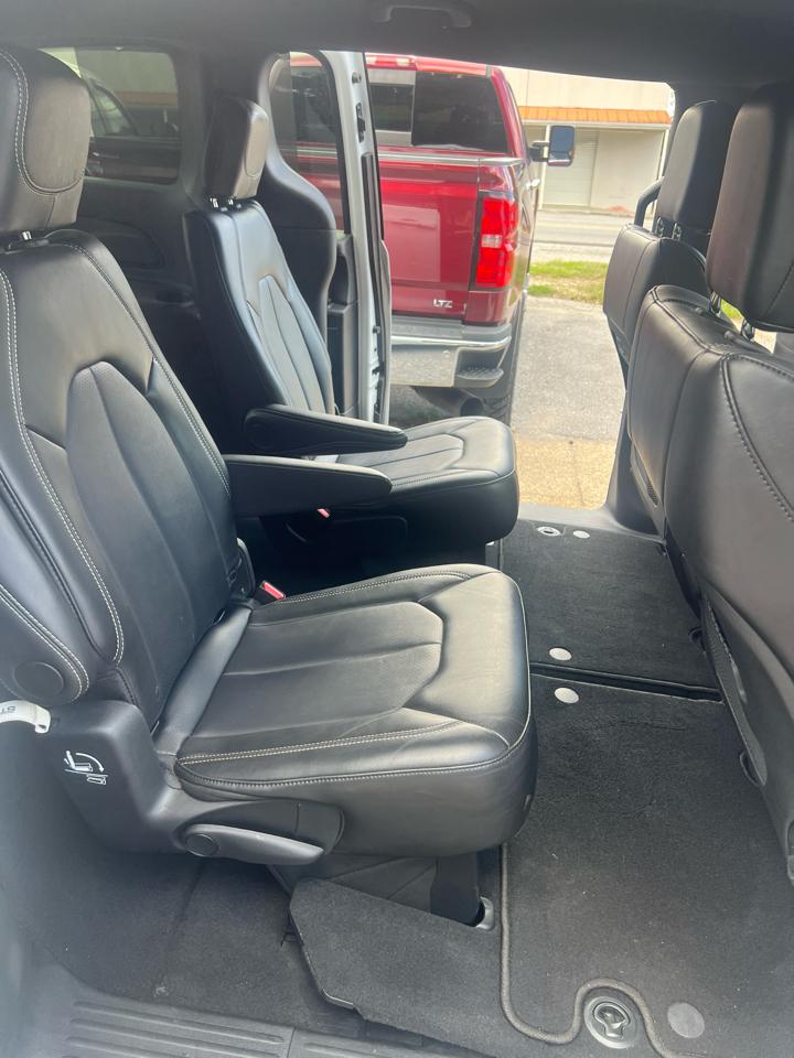 Chrysler Pacifica Select FWD 2026