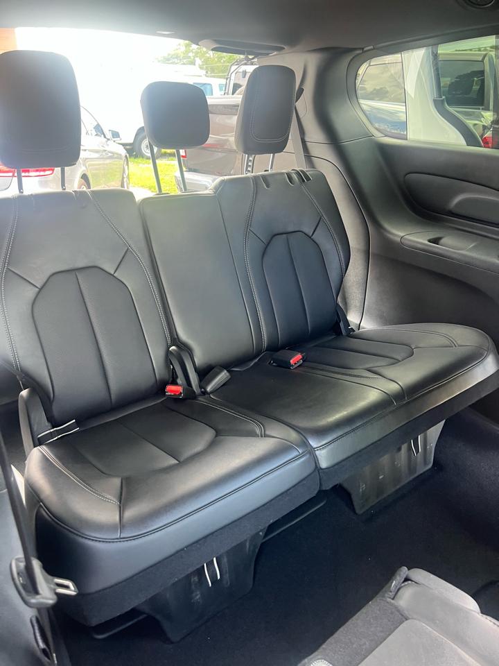 Chrysler Pacifica Select FWD 2026