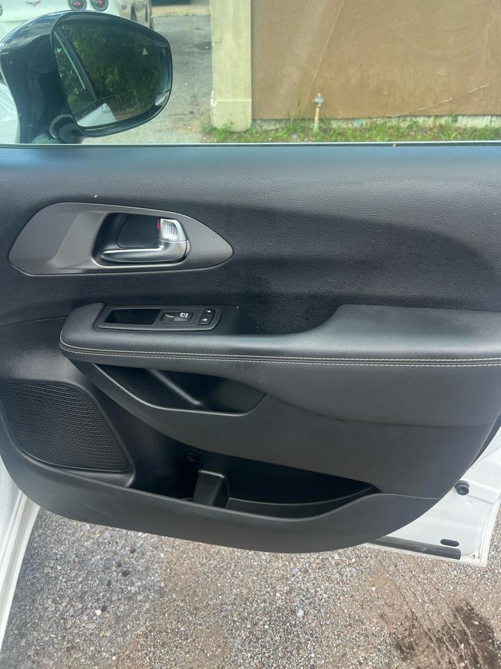 Chrysler Pacifica Select FWD 2026