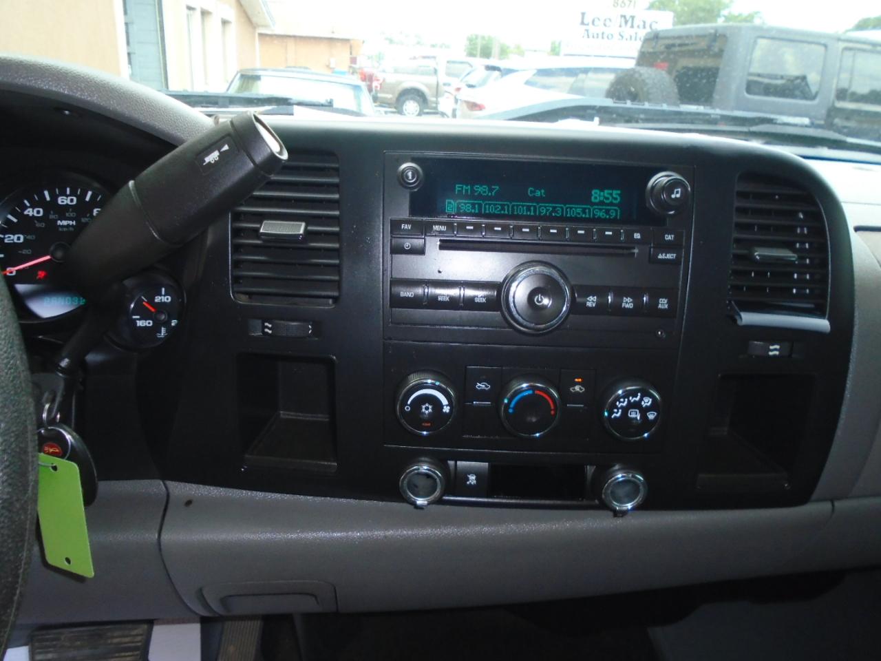 Chevrolet Silverado 1500 2WD Ext Cab 143.5" LS 2009