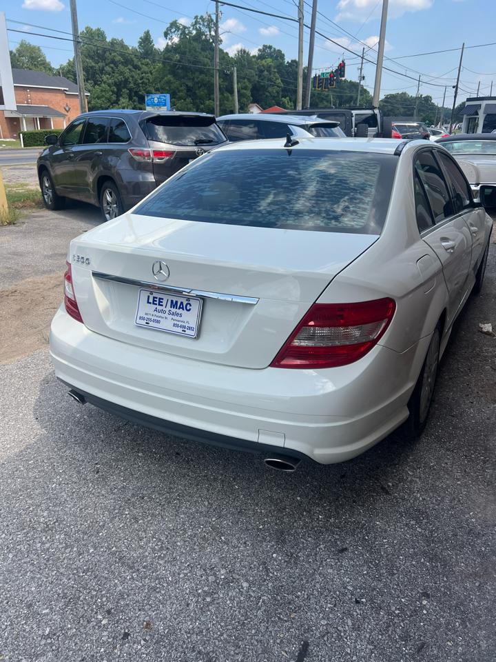 Mercedes-Benz C-Class 4dr Sdn 3.0L Sport RWD 2009