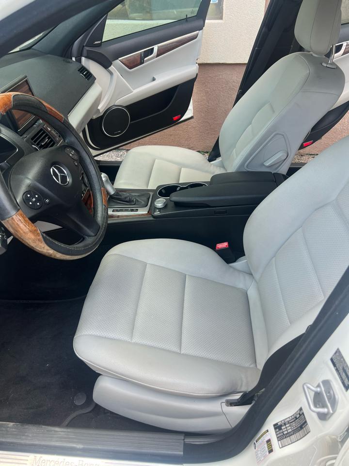 Mercedes-Benz C-Class 4dr Sdn 3.0L Sport RWD 2009