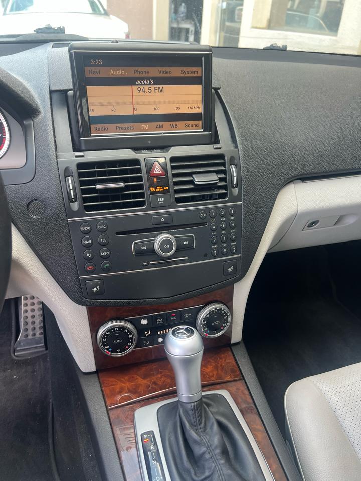 Mercedes-Benz C-Class 4dr Sdn 3.0L Sport RWD 2009