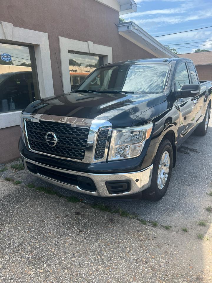 Nissan Titan 4x2 King Cab SV 2018