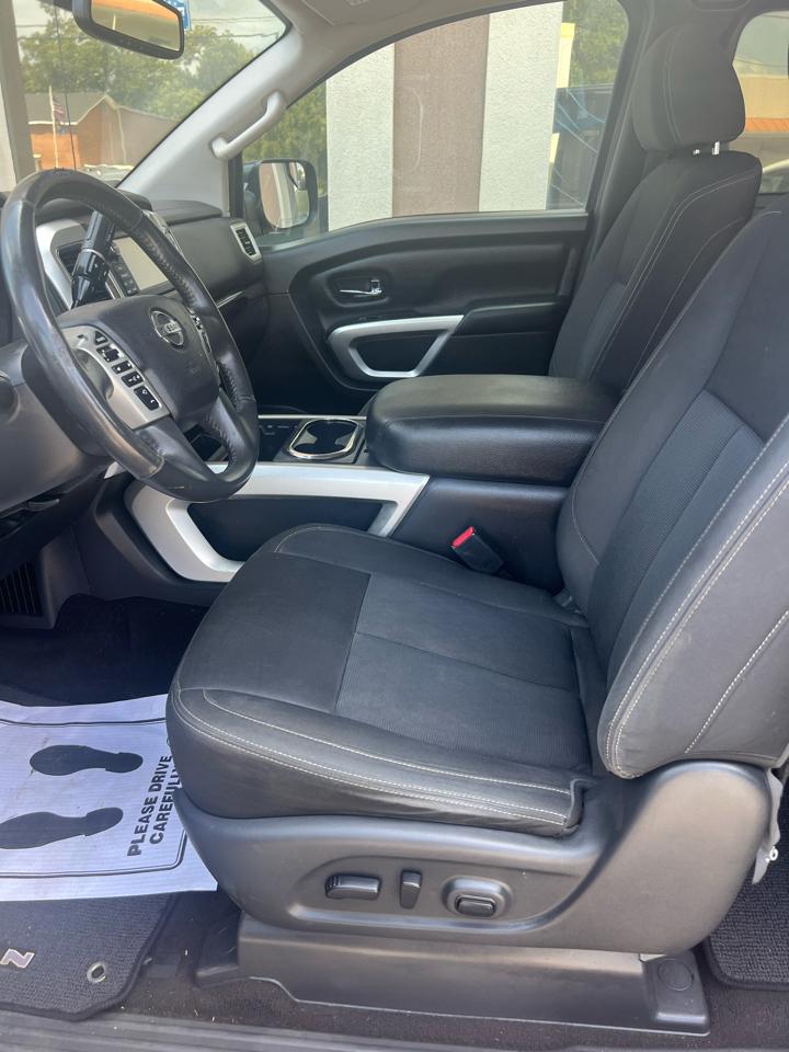 Nissan Titan 4x2 King Cab SV 2018