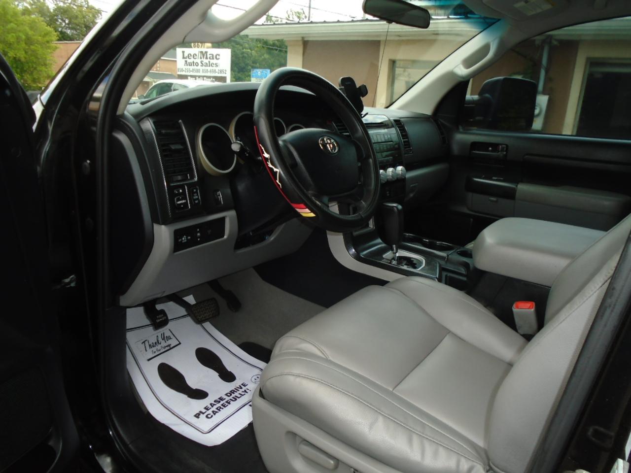Toyota Tundra 2WD CrewMax 145.7" 5.7L SR5 (Natl) 2007