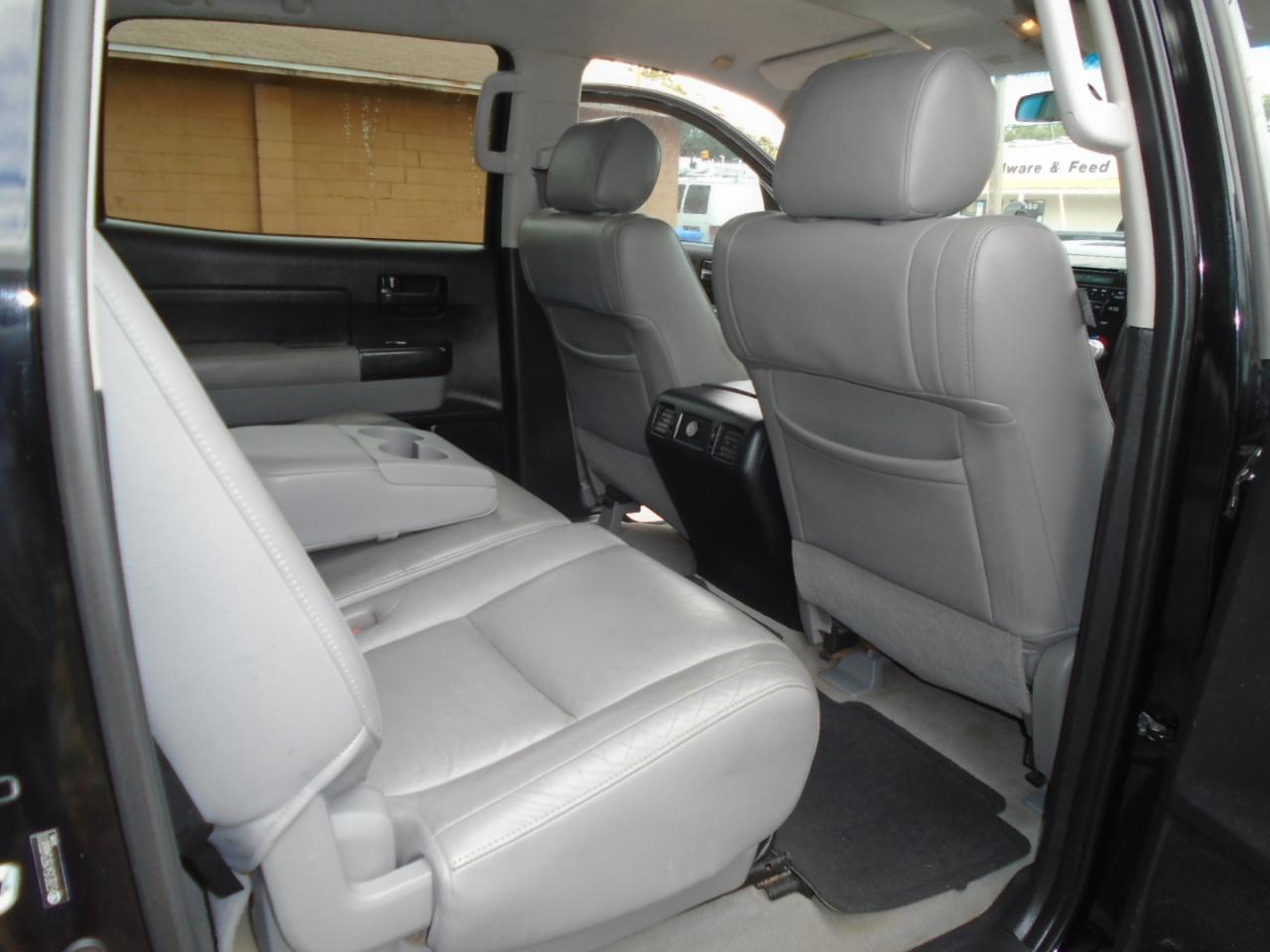 Toyota Tundra 2WD CrewMax 145.7" 5.7L SR5 (Natl) 2007