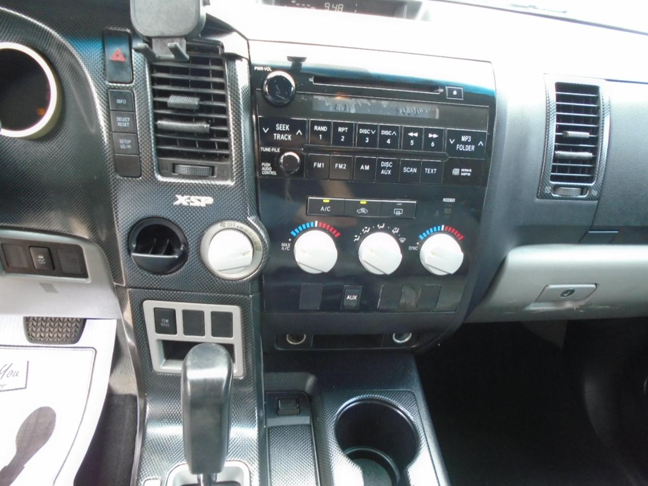 Toyota Tundra 2WD CrewMax 145.7" 5.7L SR5 (Natl) 2007