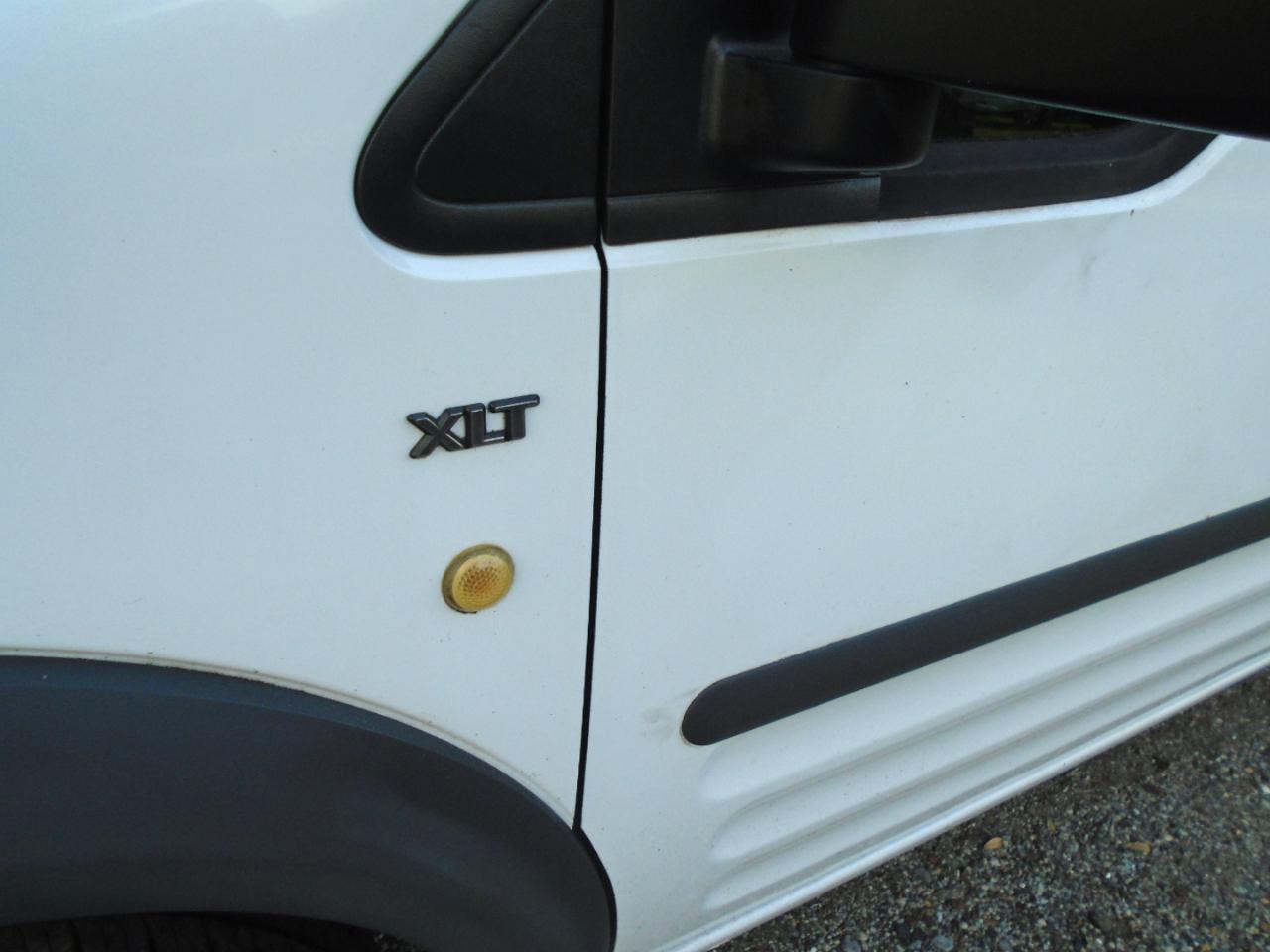 Ford Transit Connect 114.6" XLT w/side & rear door privacy glass 2011