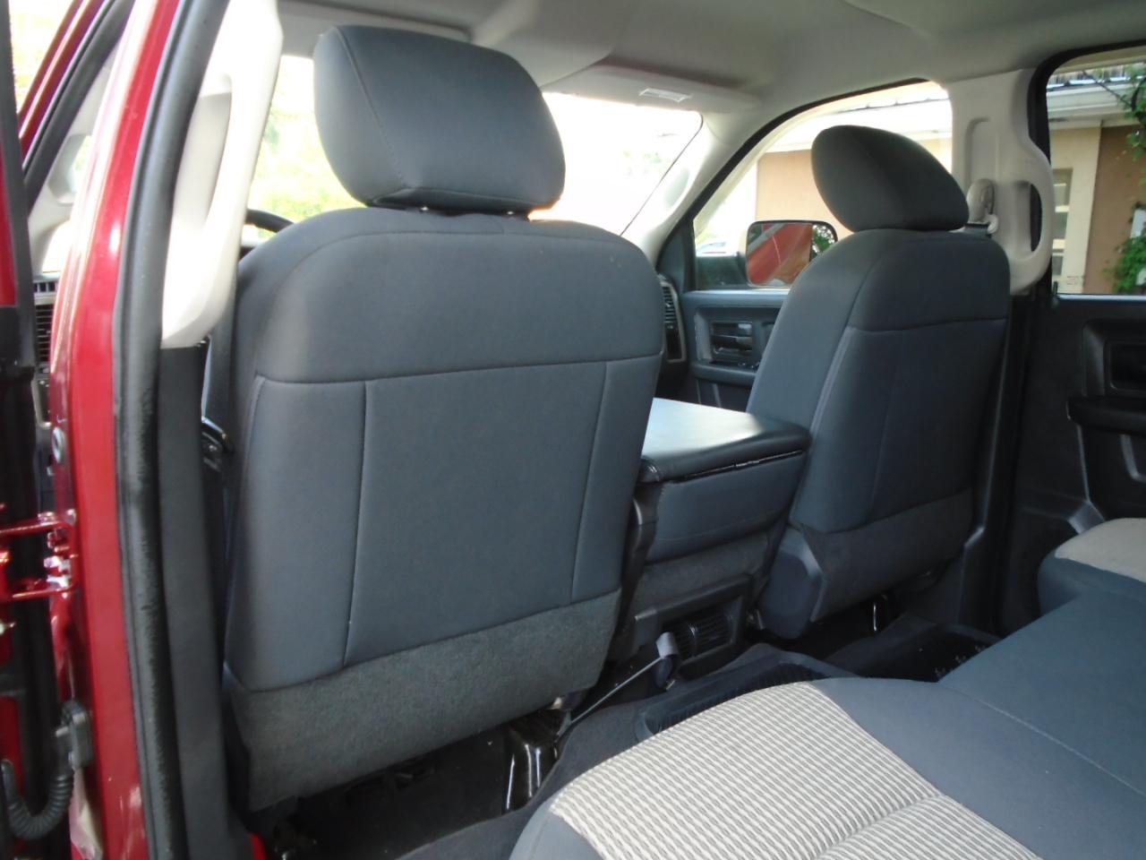 RAM 3500 4WD Crew Cab 169" ST 2012