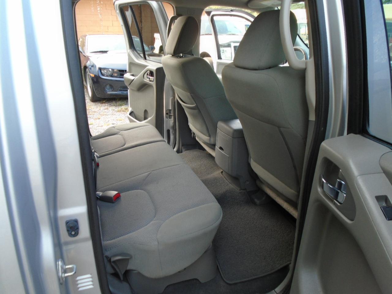Nissan Frontier Crew Cab 4x2 SV Auto 2019