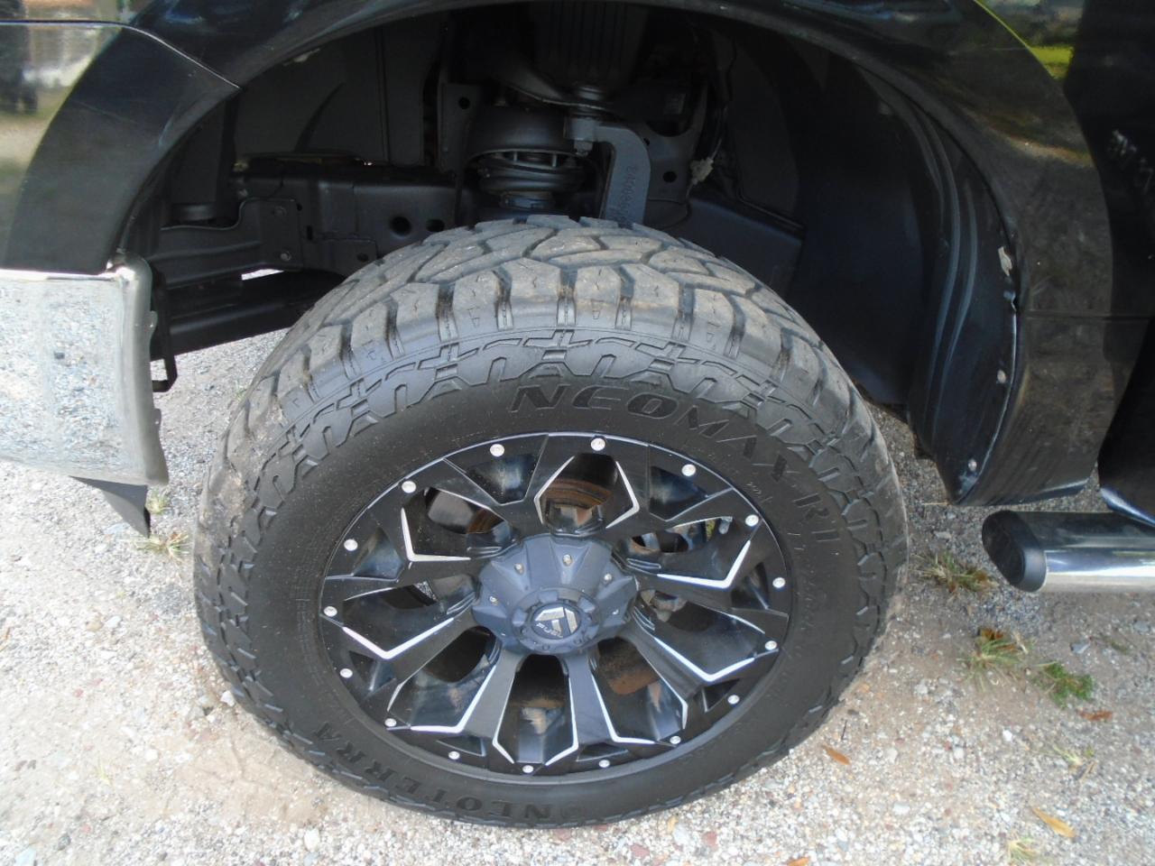 Nissan Titan 4x4 Crew Cab SV 2018