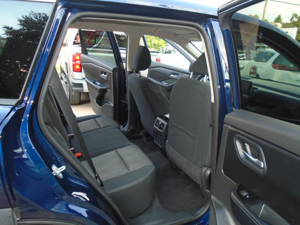 Nissan Rogue AWD SV 2024