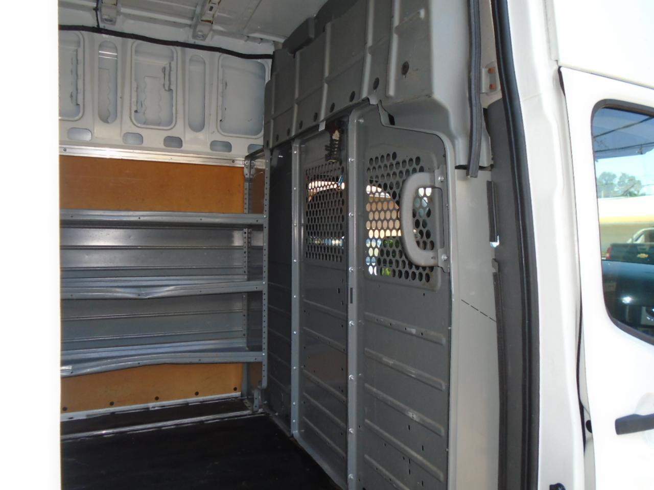 Nissan NV Cargo NV2500 HD High Roof V8 SV 2020