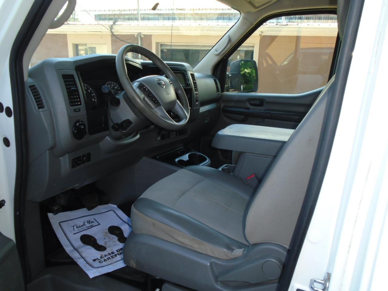 Nissan NV Cargo NV2500 HD High Roof V8 SV 2020
