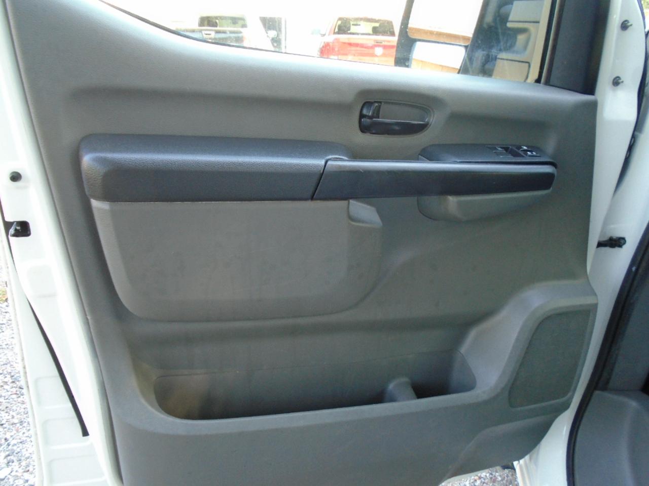 Nissan NV Cargo NV2500 HD High Roof V8 SV 2020
