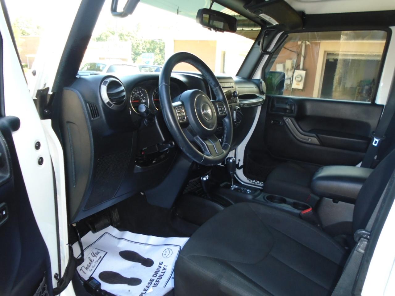 Jeep Wrangler Unlimited 4WD 4dr Sport 2015