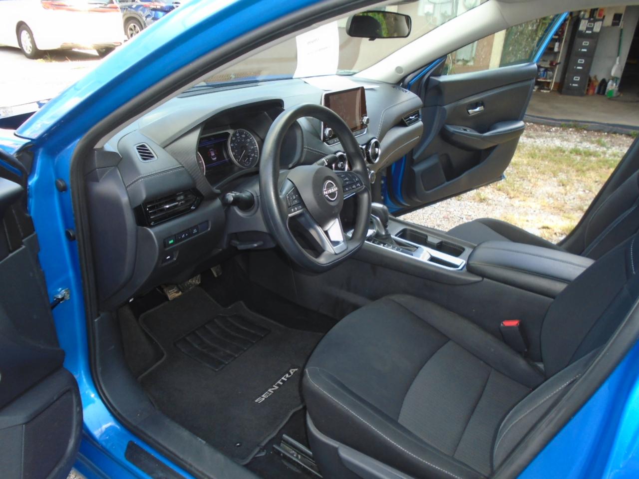 Nissan Sentra SV CVT 2024
