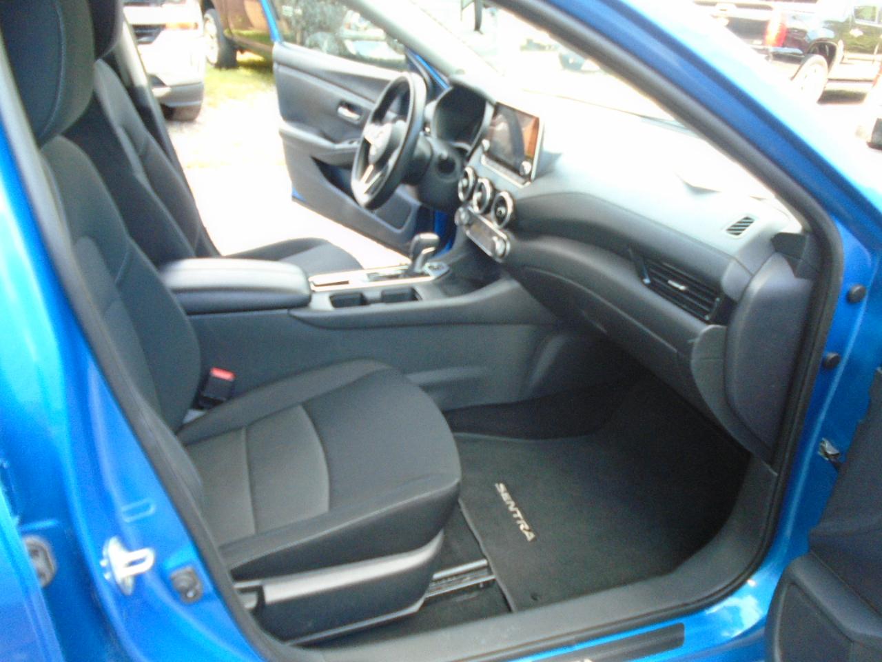 Nissan Sentra SV CVT 2024