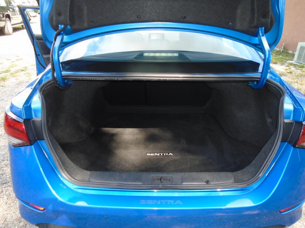Nissan Sentra SV CVT 2024