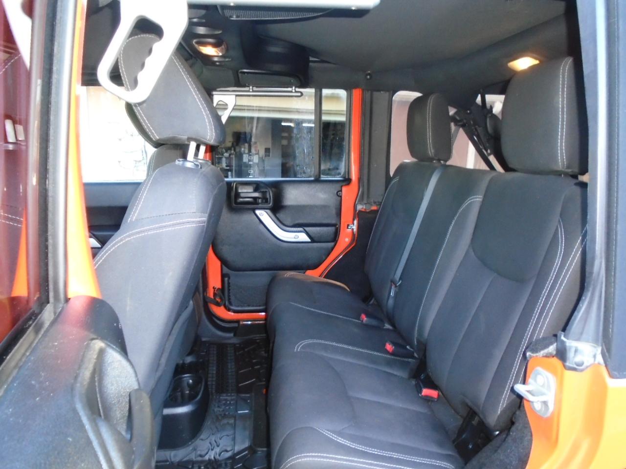 Jeep Wrangler Unlimited 4WD 4dr Rubicon 2015