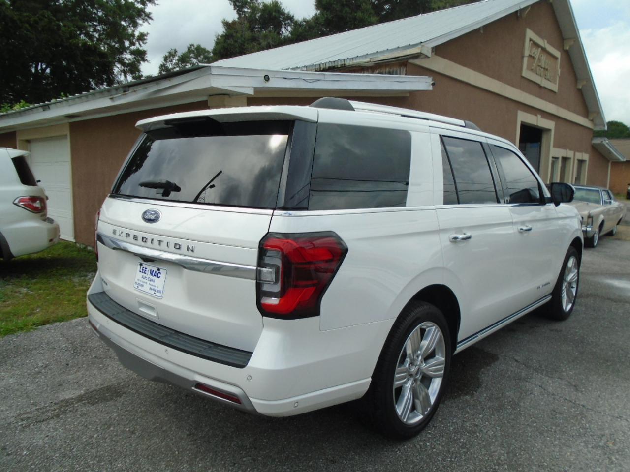 Ford Expedition Platinum 4x2 2024