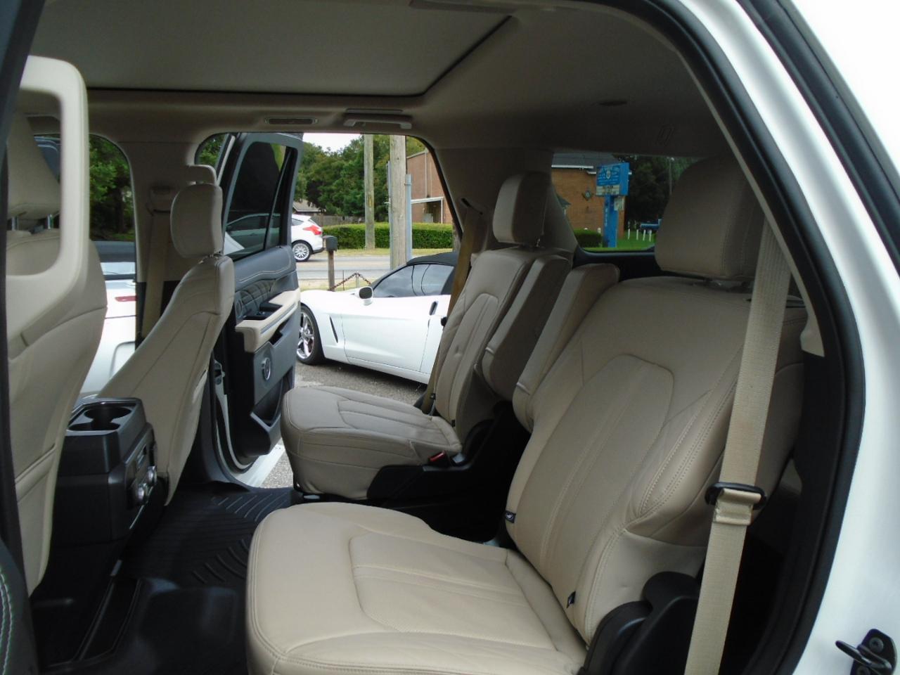 Ford Expedition Platinum 4x2 2024