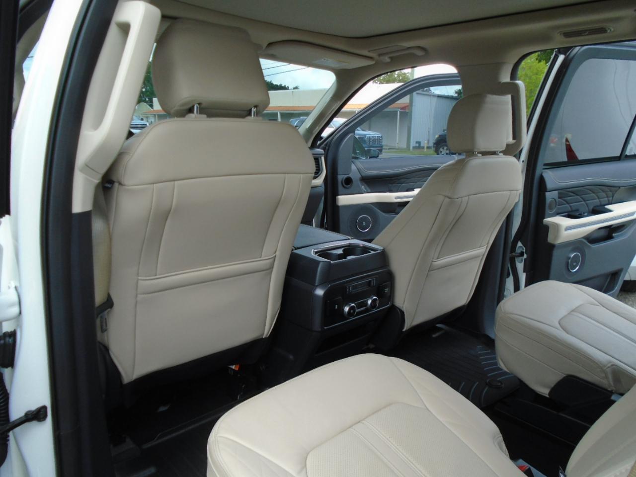 Ford Expedition Platinum 4x2 2024